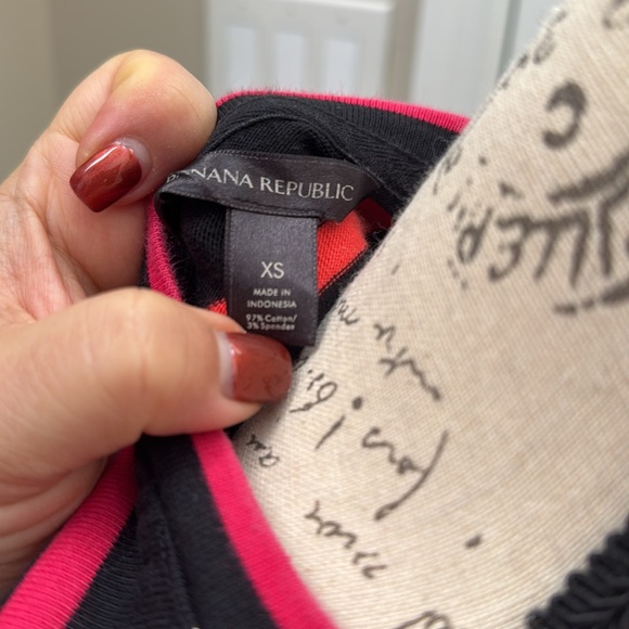 EUC Banana Republic Boxy Striped Shirt in XS. - Picture 3 of 9